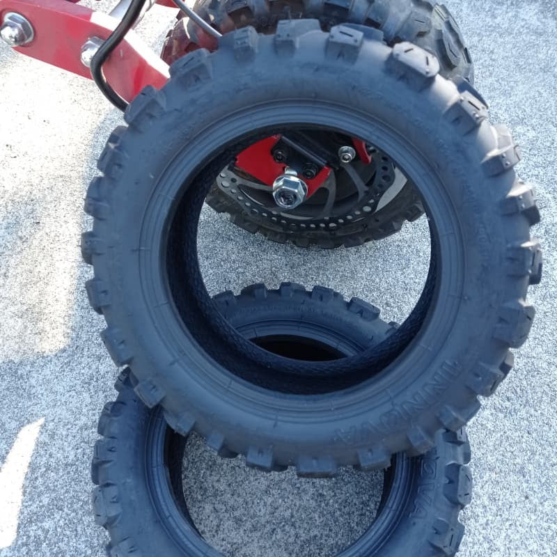 Pneu 90-65-6.5 Crampons 11 pouces Miscooter Trottinette