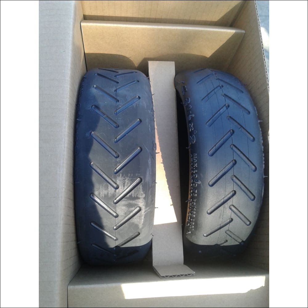 Pack Pneumatique 2 Pneus + 2 Chambres air M365 Miscooter pneu